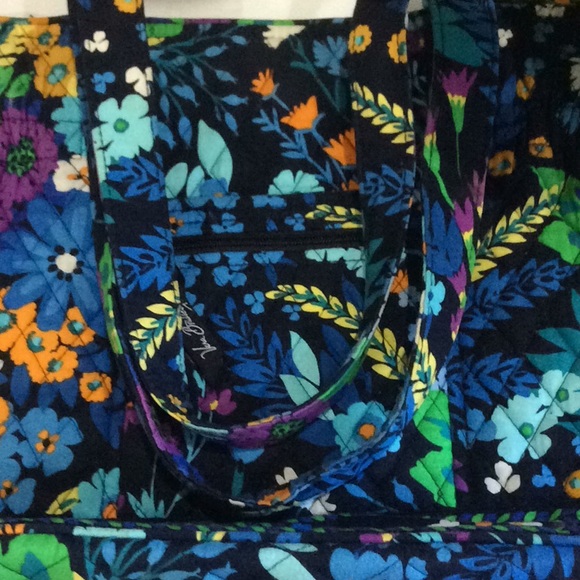 VERA BRADLEY BAG - Picture 5 of 6